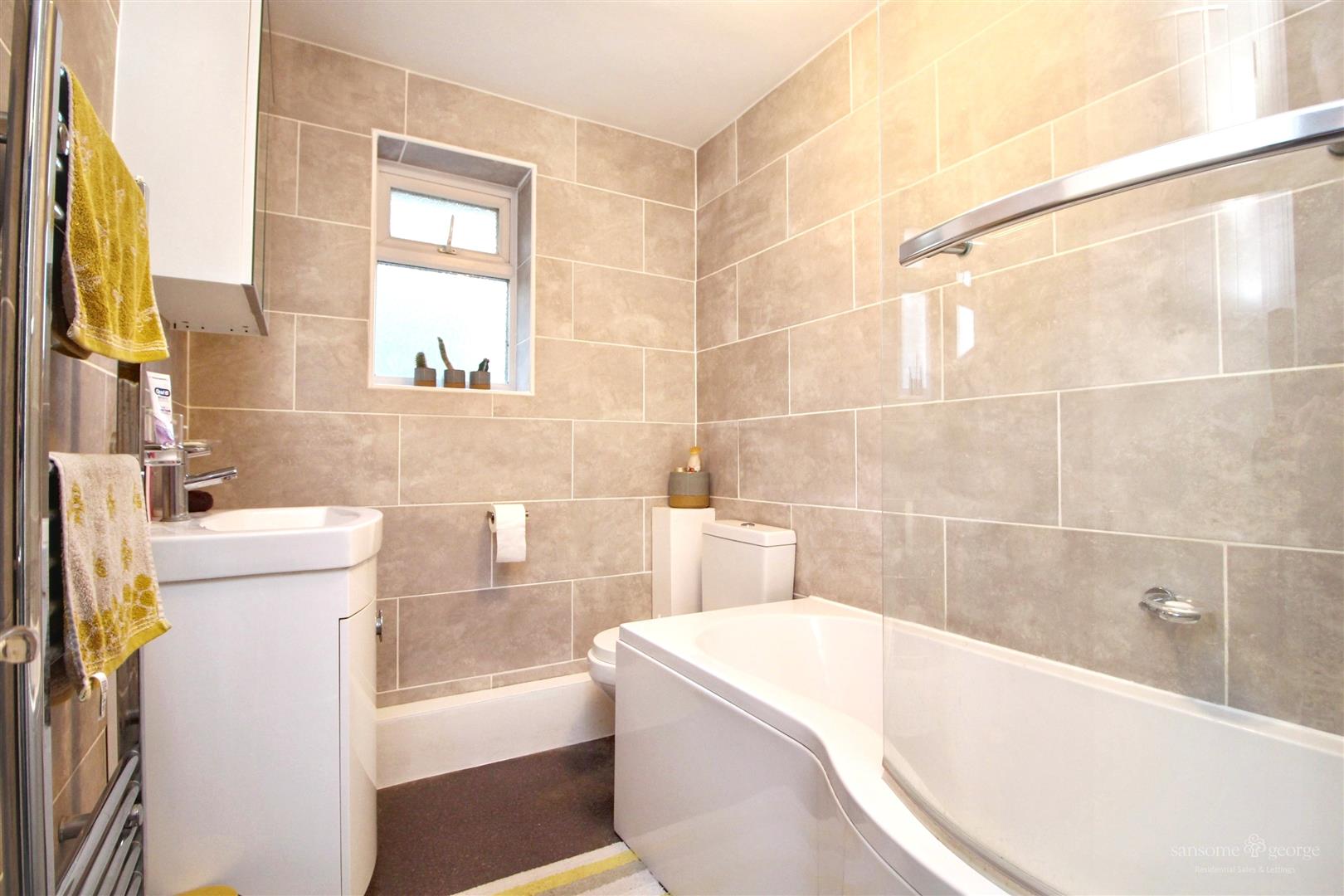 Pottery Road, Tilehurst, Reading